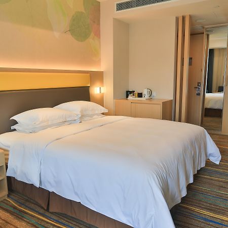 Holiday Inn Express Emei Mountain By Ihg Emeishan Dış mekan fotoğraf