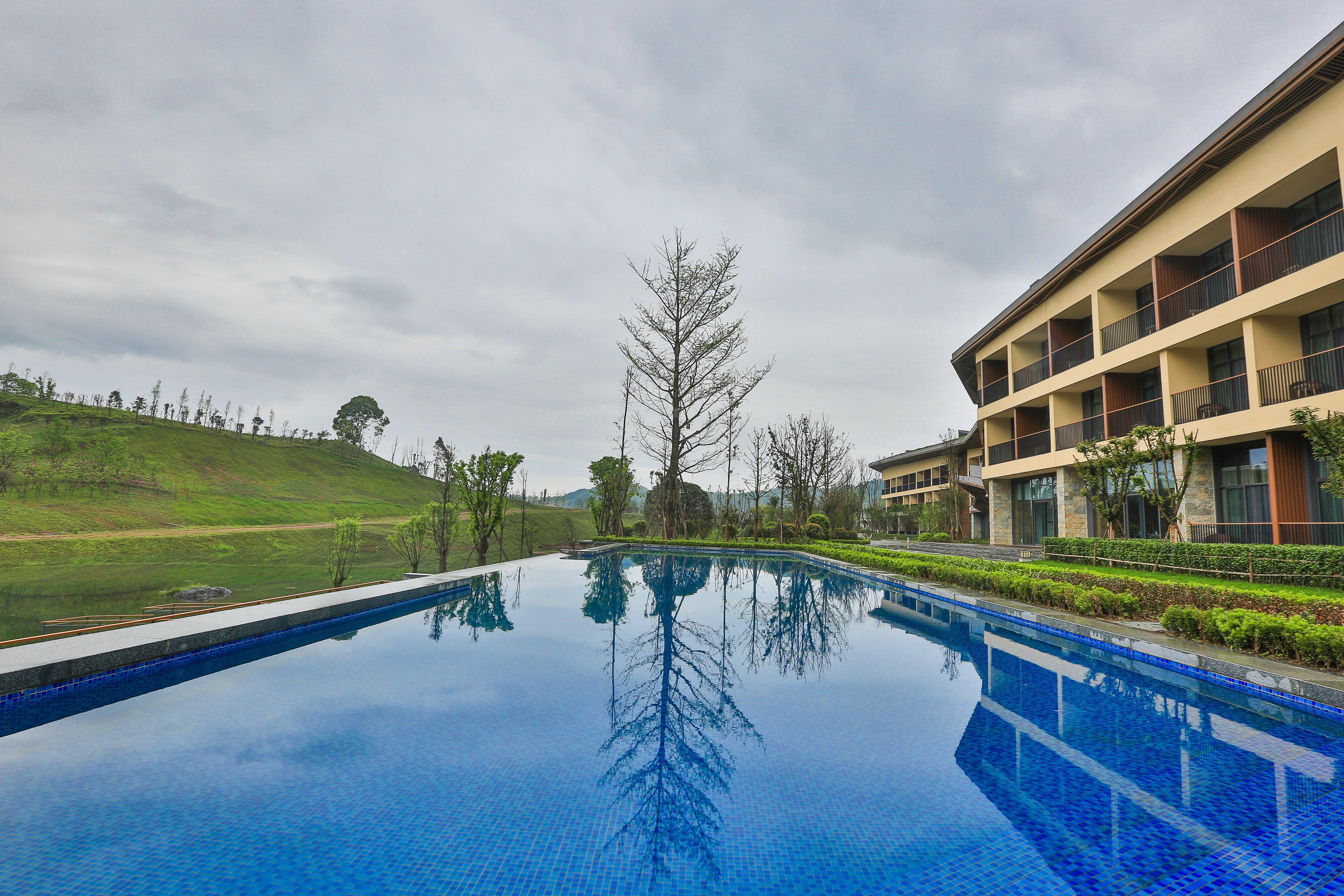 Holiday Inn Express Emei Mountain By Ihg Emeishan Dış mekan fotoğraf
