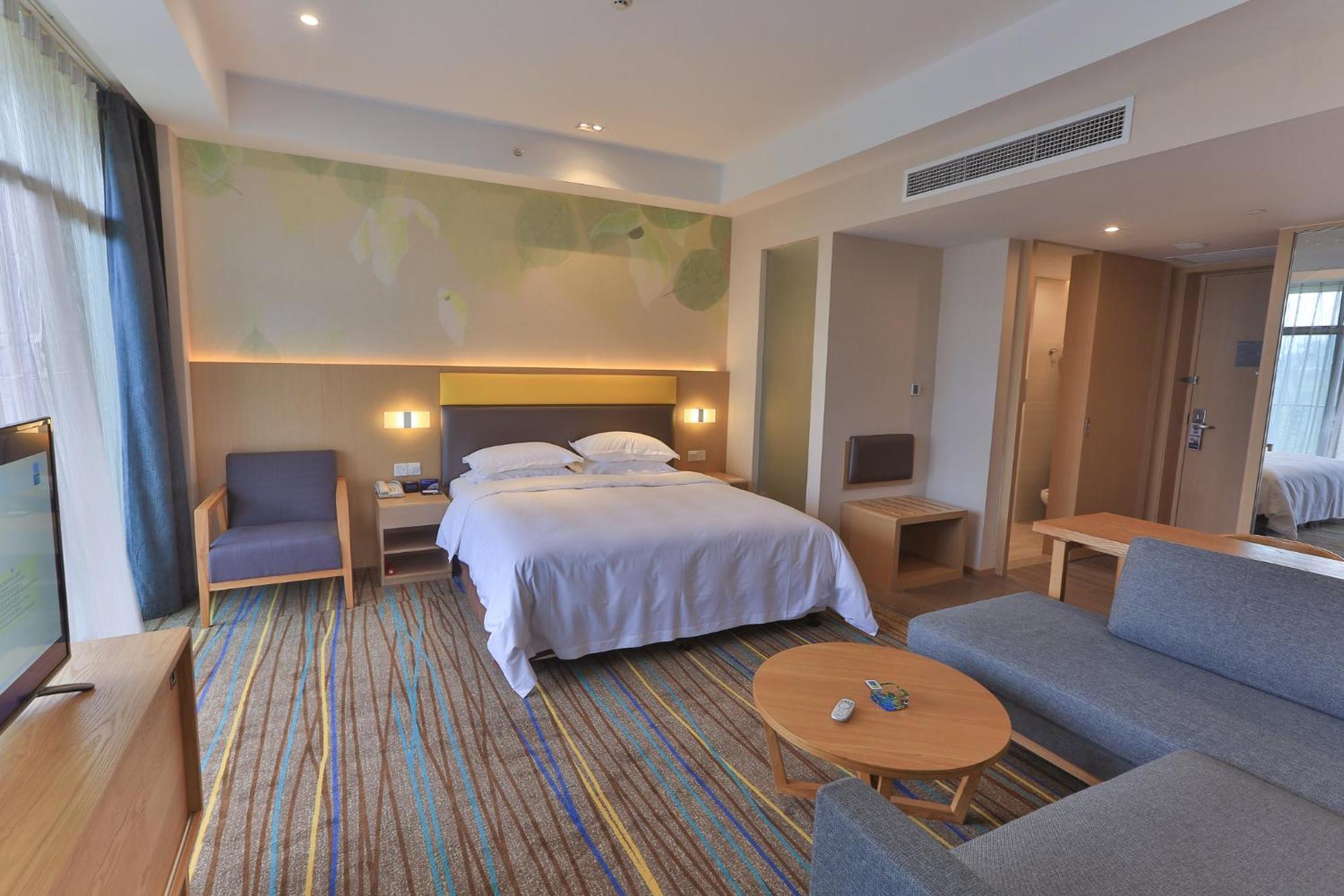Holiday Inn Express Emei Mountain By Ihg Emeishan Dış mekan fotoğraf