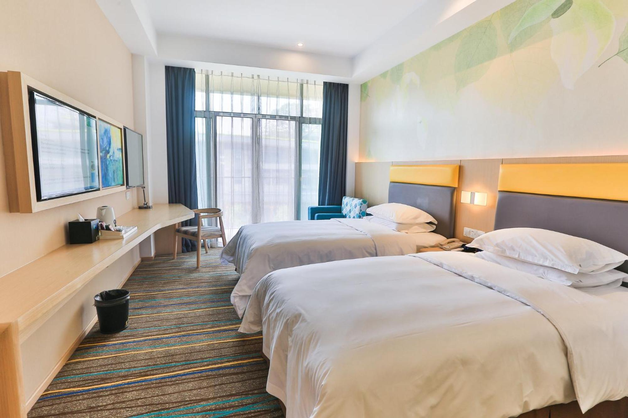 Holiday Inn Express Emei Mountain By Ihg Emeishan Dış mekan fotoğraf
